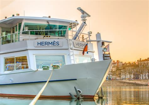 bateau hermes 1|bateau Hermes restaurant.